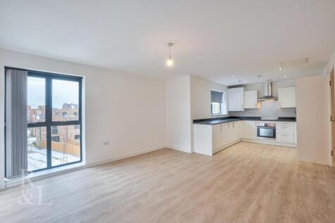 16 Maythorn House (9).jpg