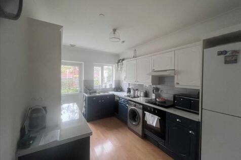 Westbourne Grove, Westcliff on Sea photo 3