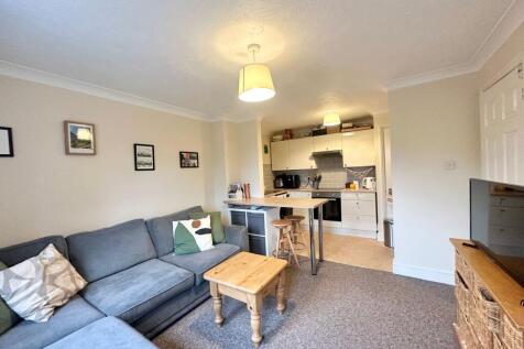 Rothsay Gardens, Underwood House, MK40 photo 4
