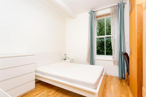 Greencroft Gardens, South Hampstead NW6 photo 4