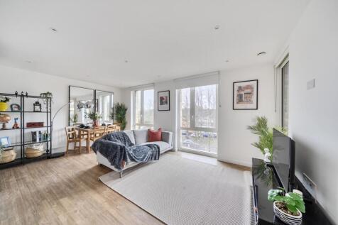 Davidson Frost-Wellings, DFW, Grafham Court, Edgwa