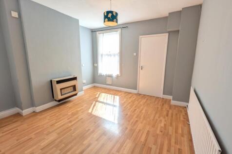 Bulwell Lane, Basford, NG6 0B photo 3