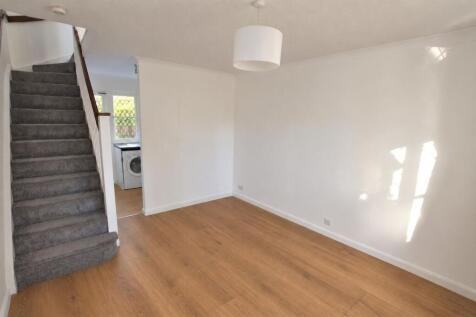 Willoughby Court, London Colney, AL2 photo 3