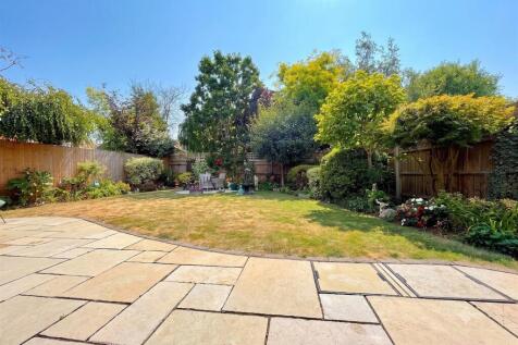 garden 3.jpg