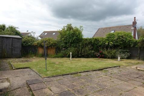 Garden &amp; Patio Area