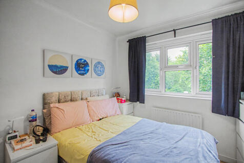 2 Parsonage Court, Cranes Way, Borehamwood, Hertfordshire, WD6 2LA