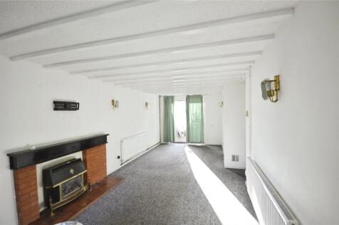 Lounge/ Dining Room