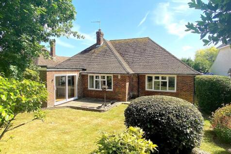 36 Terminus Ave - Rear.jpg