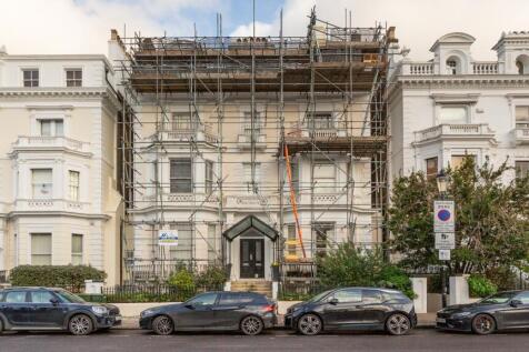 Flat 11, 21 Pembridge Square, Notting Hill, London, W2 4DP