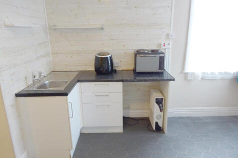 Holmfield Road, Blackpool photo 3