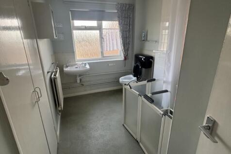 Mayflower Court , New England Road , Haywards Heath , RH16 3JP photo 3