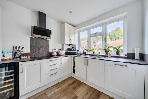 1344696-11-68bad0...