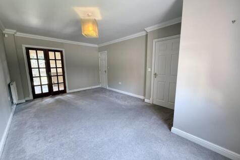 Deane Court, Stapeley, Nantwich, Cheshire, CW5 7JG photo 4