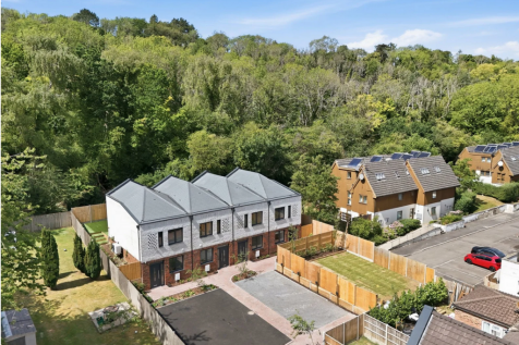 Purley, CR8 - property photo