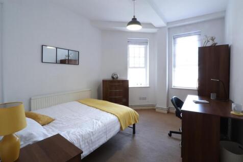 flat 3, Room One.jpg