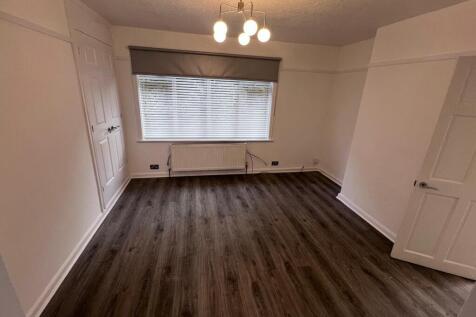 Inglewood Place, Leeds photo 5