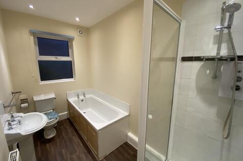 72 Radcliffe Road, West Bridgford, Nottinghamshire photo 3