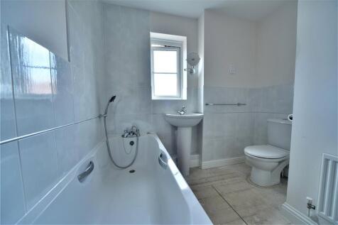 Evergreen Way, Mildenhall, Bury St. Edmunds, Suffolk, IP28 photo 4