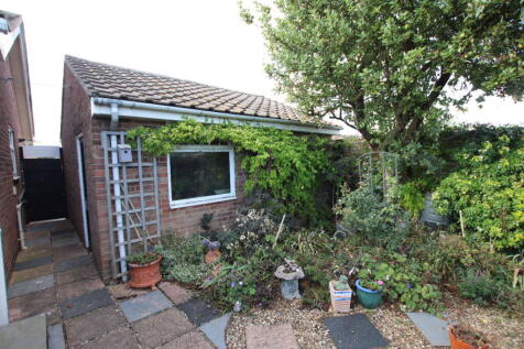 Redbridge Road 47 - Rear view 2