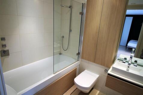 Bathroom.jpg