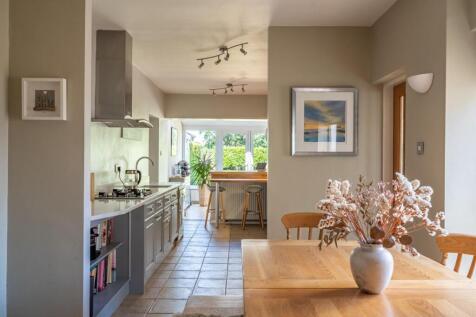 eastholme ave-15.jpg