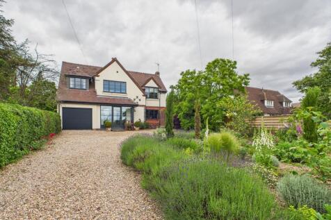 CAM03674G0-PR0527-STILL022