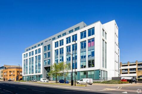 25 Windsor Road - External.jpg