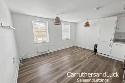 Lounge / Kitchen
