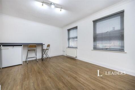 Pollys Yard, Newport Pagnell, Buckinghamshire, MK16 photo 3