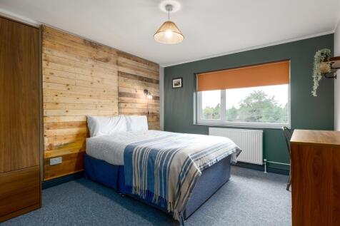 ladenham room5.jpg