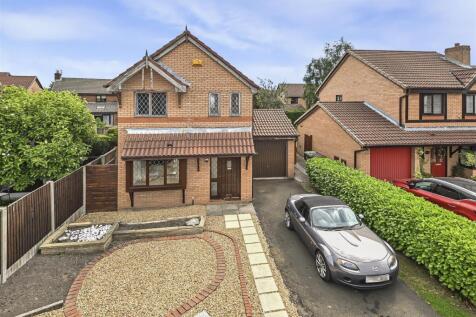 1 Fearnham Close External (6).jpg
