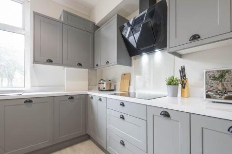 Clarence Street (Room 4), Bramley, Leeds photo 5