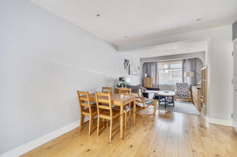 1356902-13-68daad...