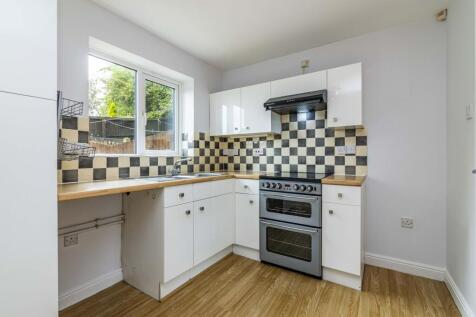 Dylan Thomas Road, Nottingham, NG5 photo 4
