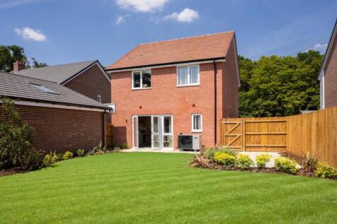Dandara - Prior's Edge - The Frogmore, Home 13