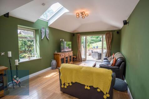 Open Plan Dining/Family Room