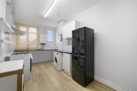 206A Preston Road - NjkTNoCzx0kpBkKNKLjn.jpg