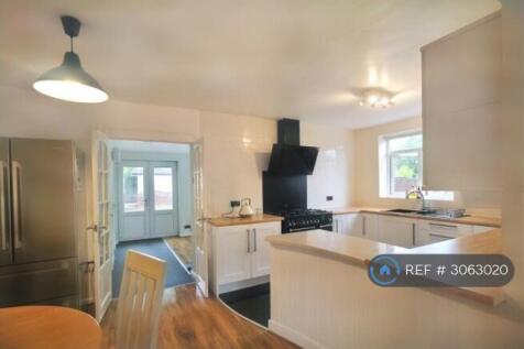 Decent Sized Open Kitchen