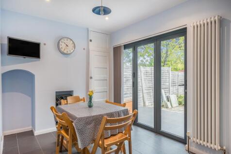 Worcester Park, KT4 8DF