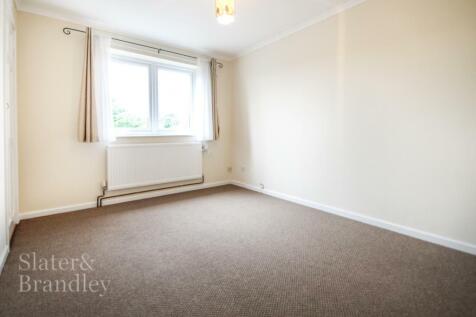 Swallow Gardens, Carlton, Nottingham, NG4 1NR photo 5