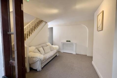 13 Oxford Street, Leamington Spa photo 2