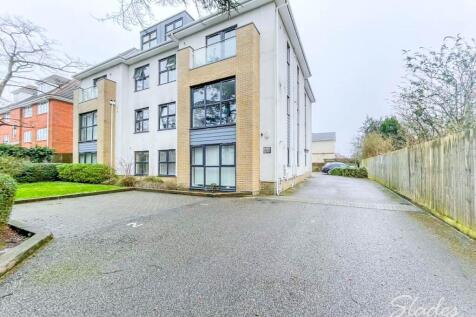 13 Robinia Front 