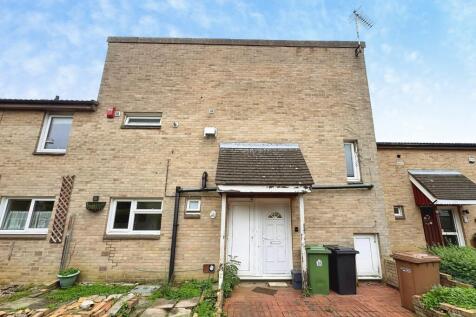 3-bed terraced on Tirrington, Bretton, Peterborough, PE3, £1,200/mo