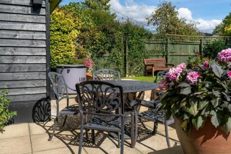 8 Isleham rd, Fordham-08130.jpg