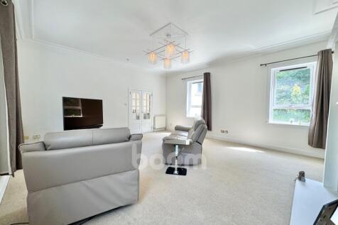 Eglinton Street, Beith lounge pic