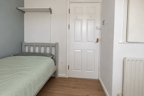 Room 4
