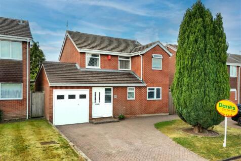 63 Willow Drive 1.jpg