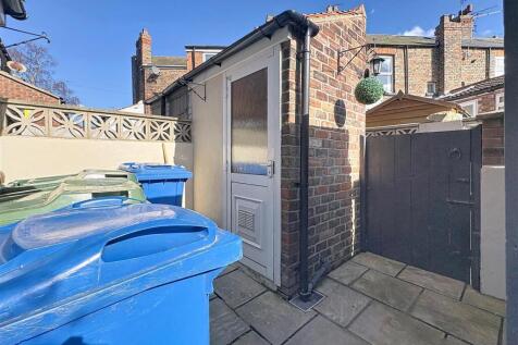 Brick-built Utility/Shed
