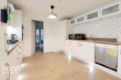 Opal Way, Colchester photo 4
