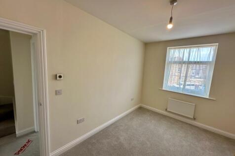 Melbourne Gardens, Burnley, BB12 photo 5